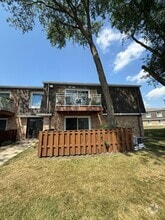 Building Photo - 4506 Kings Walk Dr