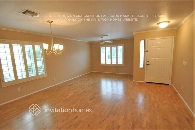 Building Photo - 16004 W Meade Ln