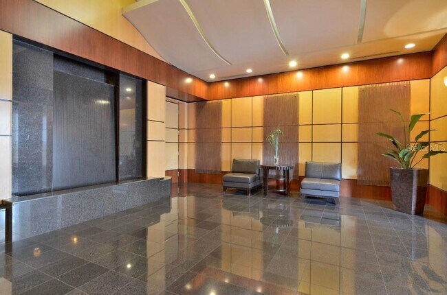 Foto del edificio - 275 Bayshore Blvd