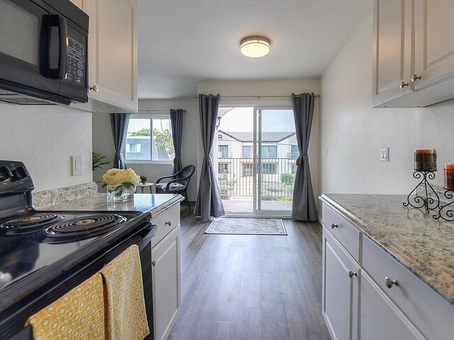 Foto del edificio - 4092 Crown Point Drive