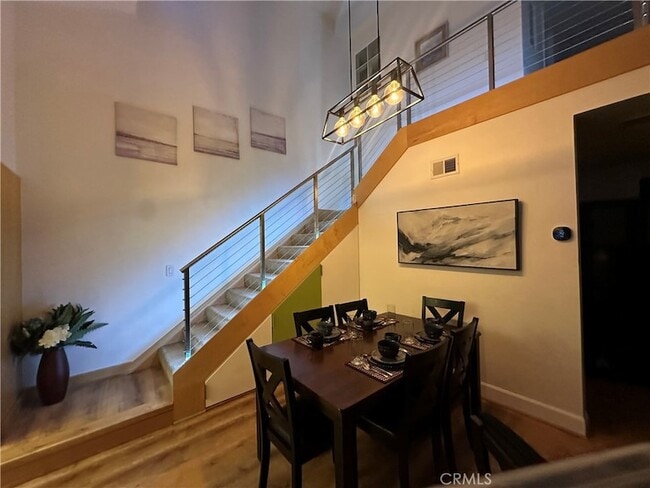 Photo - 2217 Vanderbilt Ln Townhome