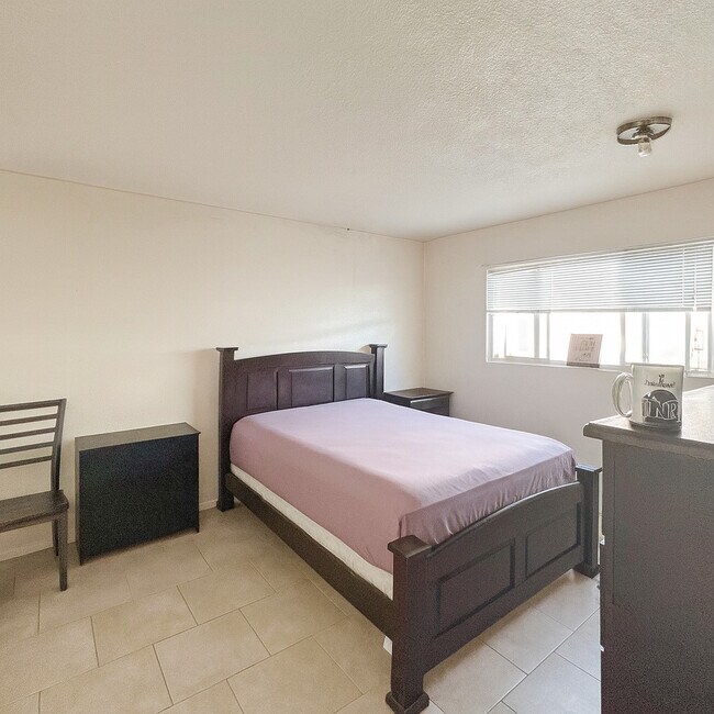 Foto del edificio - 3172 Shelley St