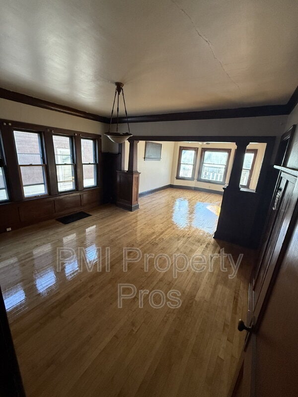 Foto del edificio - 2574 N 41st St