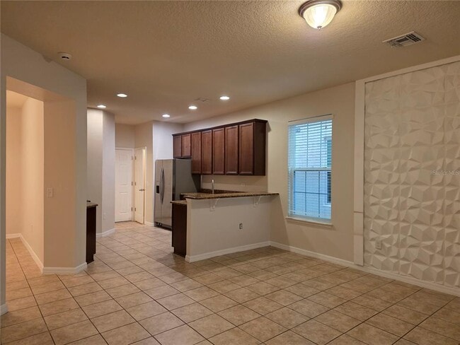 Building Photo - 10710 Reams Rd