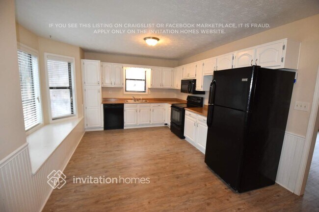 Foto del edificio - 976 Davis Mill Rd S