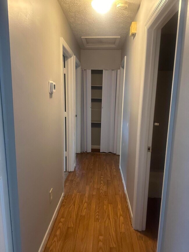 Foto del edificio - 2929 Tuscaloosa Ln