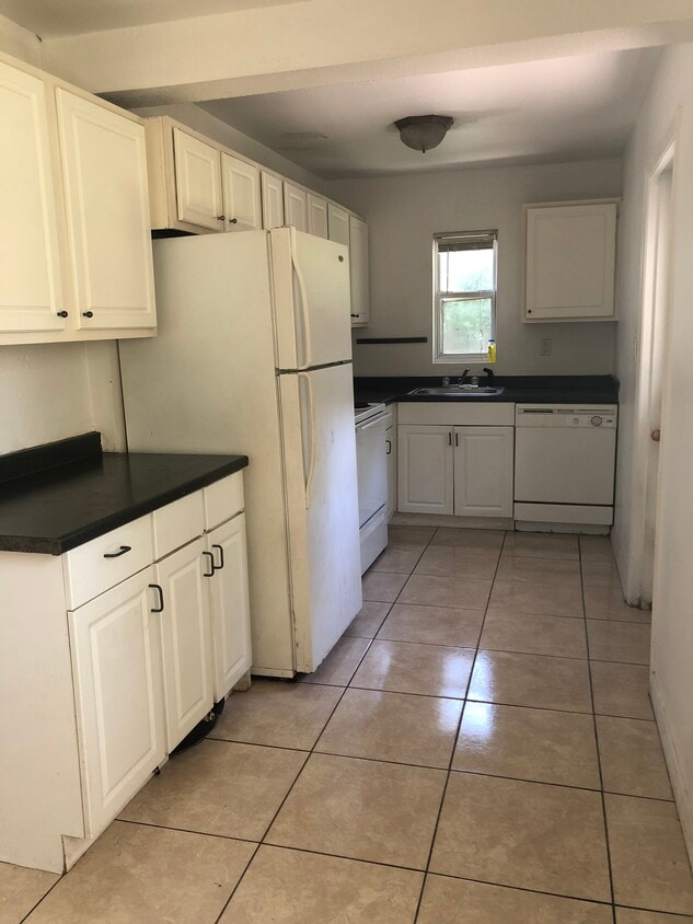 Foto principal - 2807 Formosa Ave