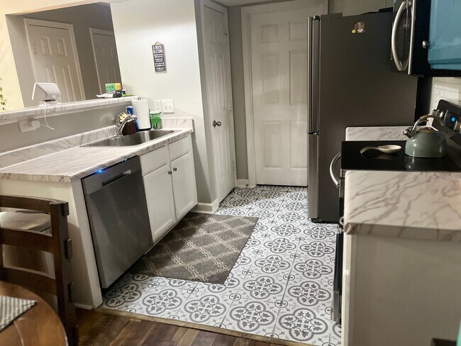 Building Photo - 800 Chilhowee Ct