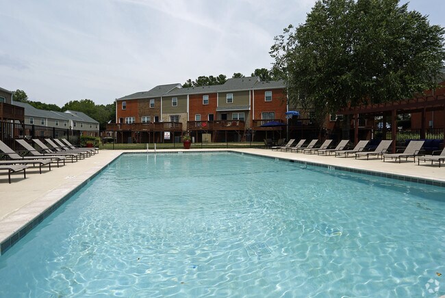 Piscina - Vetra Forest Hills - Lexington Street