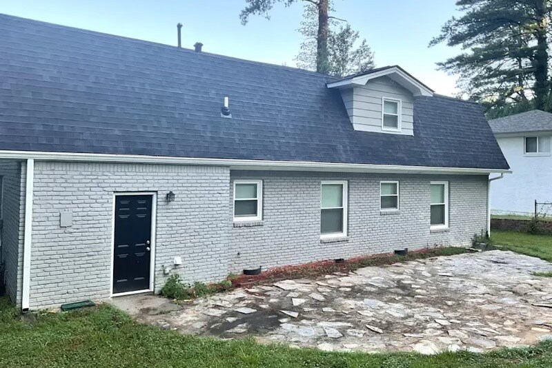 Foto principal - 2189 Mead Rd