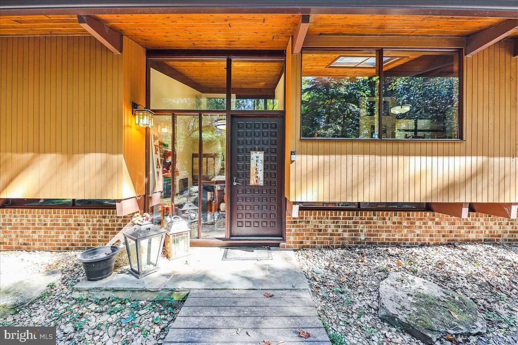 Primary Photo - 10818 Nicholsridge Rd