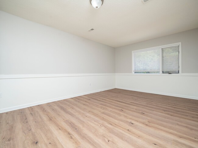 Downstairs Bedroom/Office - 4358 Hunters Club Dr