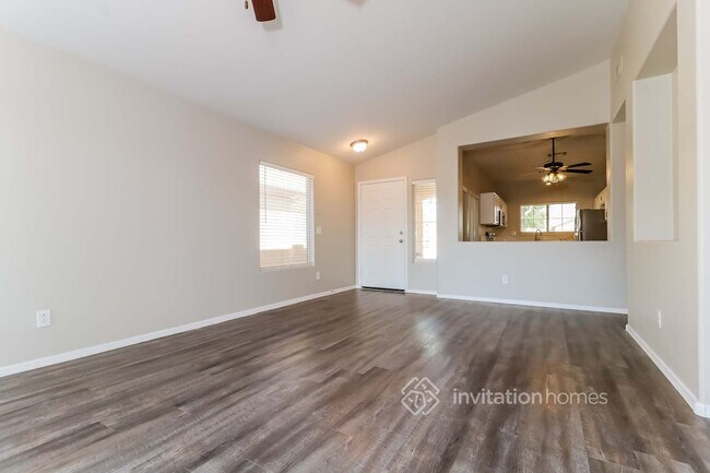 Building Photo - 9327 W Gold Dust Ave