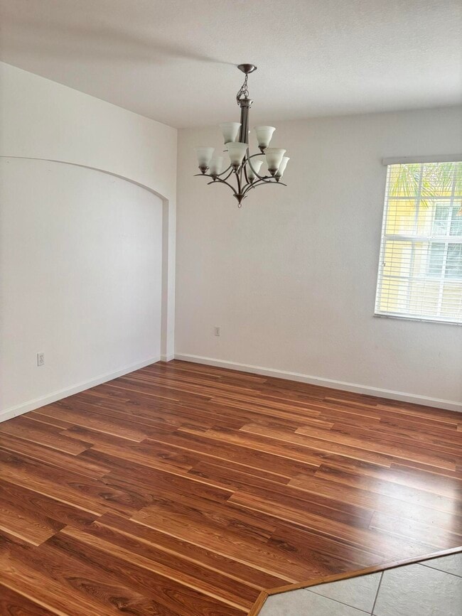 Building Photo - 7534 SW Herrington Ln