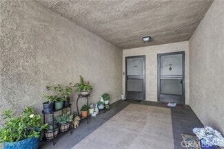 Building Photo - 12400 Montecito Rd
