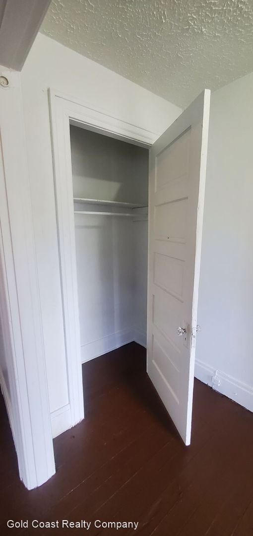 Foto del edificio - 3 br, 1 bath House - 1329 Swisher Avenue