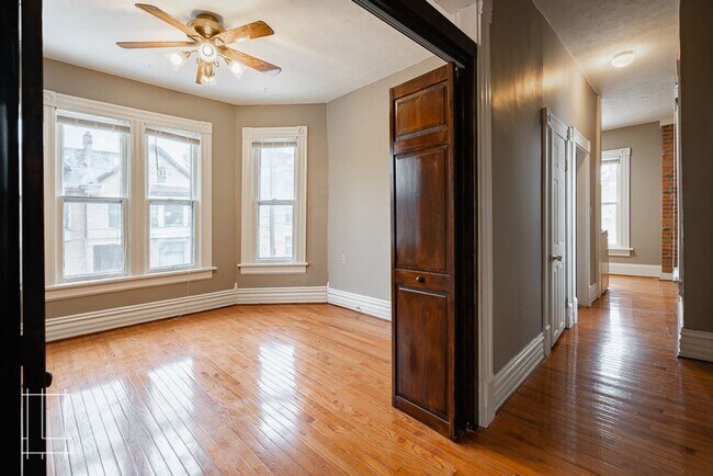 Foto del edificio - 772 Neil Ave