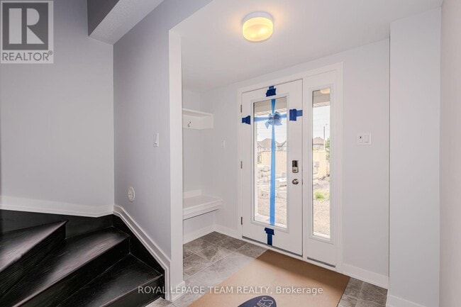 Building Photo - 805 Kinstead Private
