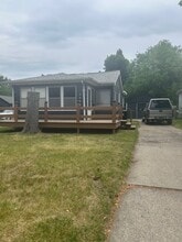 Building Photo - 20932 Colwell St