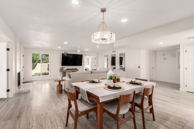 Foto del edificio - 26007 S Cedarcrest Dr