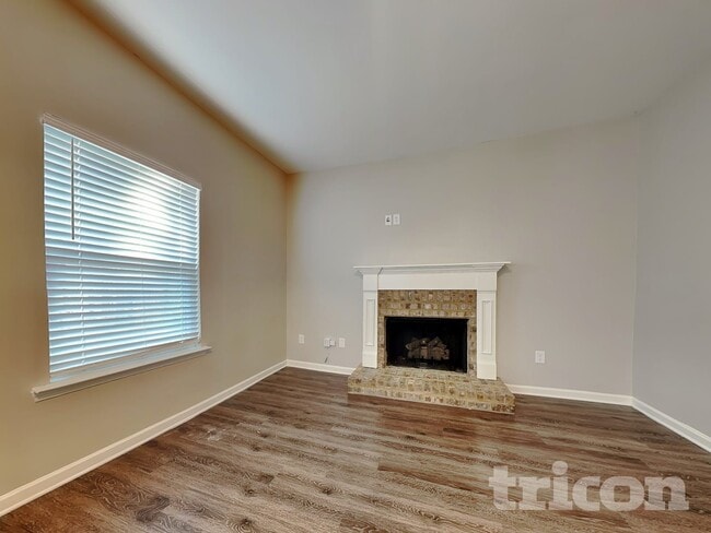 Building Photo - 55 Moss Way