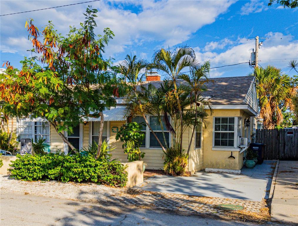 Primary Photo - 78 146th Ave