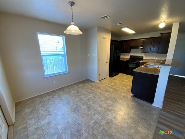 Foto del edificio - 2212 Bellmont