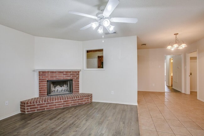 Building Photo - 2709 110th St