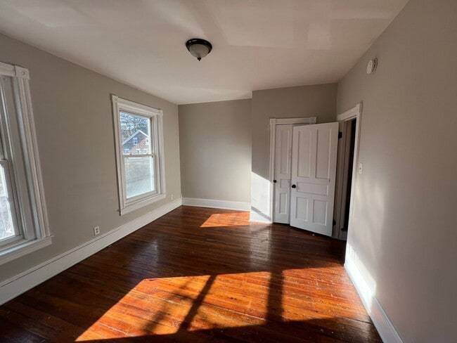 Foto del edificio - Available Now! 4BR in Bethlehem, PA