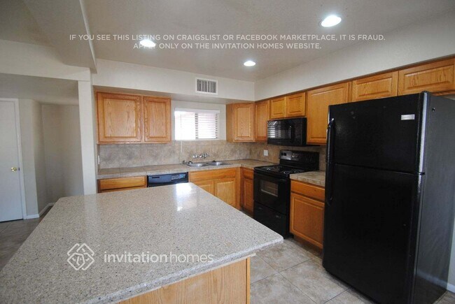 Foto del edificio - 5625 W Pierson St