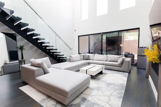 Foto del edificio - 5629 Matalee Ave