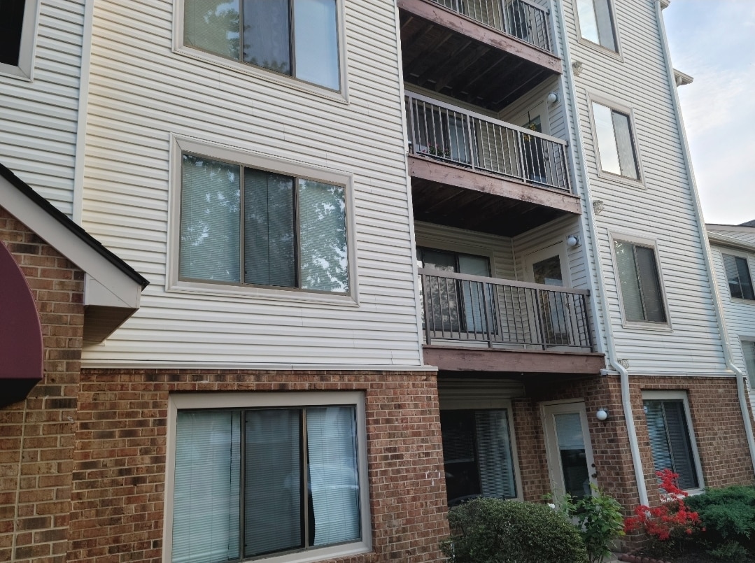 8374 Buttress Ln Unit 204, Manassas, VA 20110 Condo for Rent in