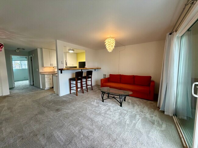 Foto del edificio - 22985 Marine View Dr S