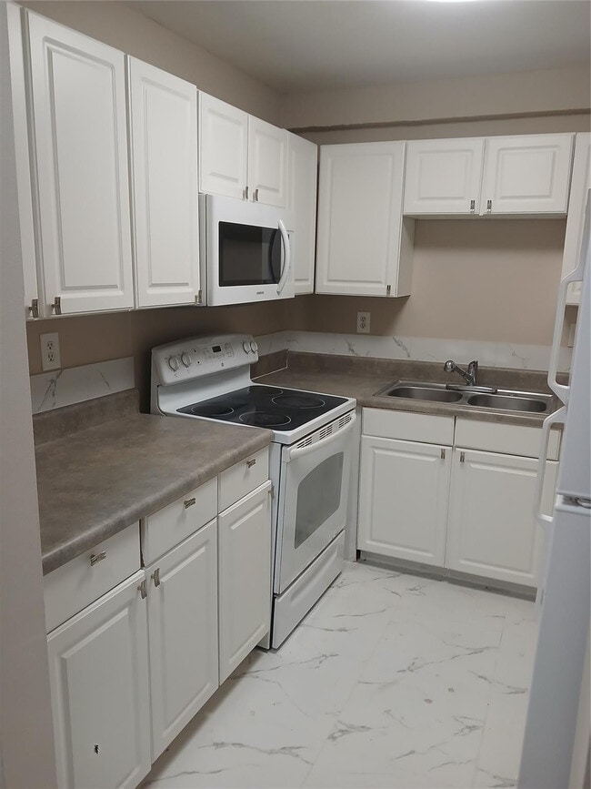 Foto del edificio - 4124 NW 88th Ave