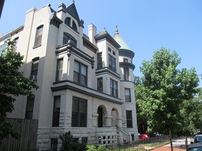 Building Photo - 1634 S St NW