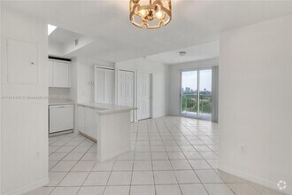 Building Photo - 3500 Coral Wy