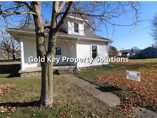 Foto del edificio - MUNCIE Updated 2 BR 1 BA House with New Fl...