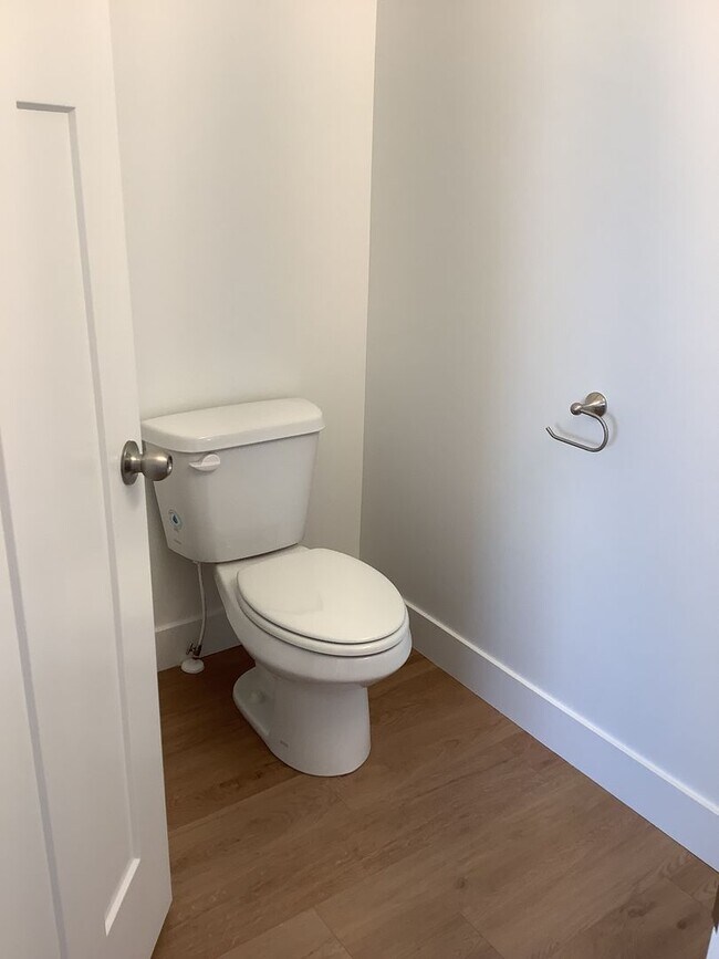 Foto del edificio - New Construction Townhome Located in Prime...