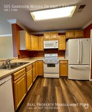 Building Photo - 505 Garrison Woods Dr