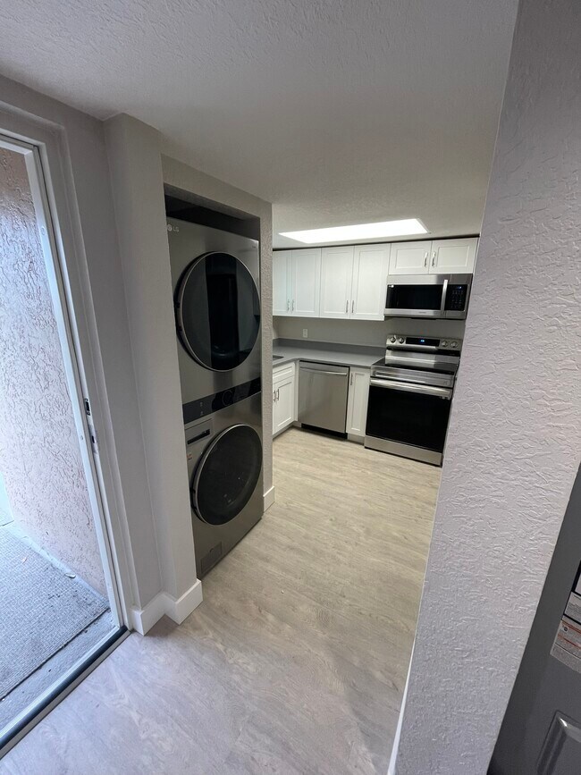 Foto del edificio - 180 Pinellas Ln