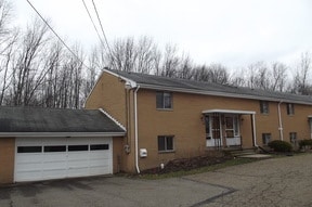 Building Photo - 1702 Rosemont Rd SW