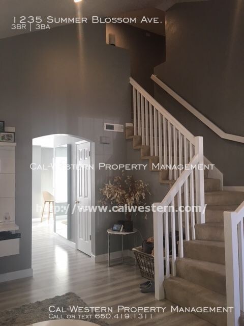 Foto principal - 1235 Summer Blossom Ave