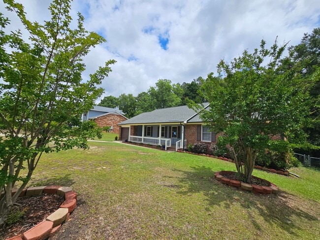 Building Photo - 7490 Beverly Dr