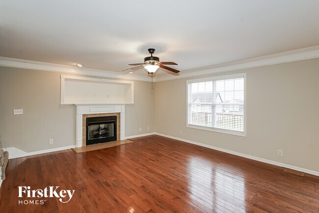 Building Photo - 2544 Hattington Dr