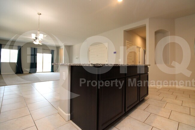 Foto del edificio - 11561 W Tom Henry Way