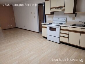 Building Photo - 7846 Highland Scenic Dr
