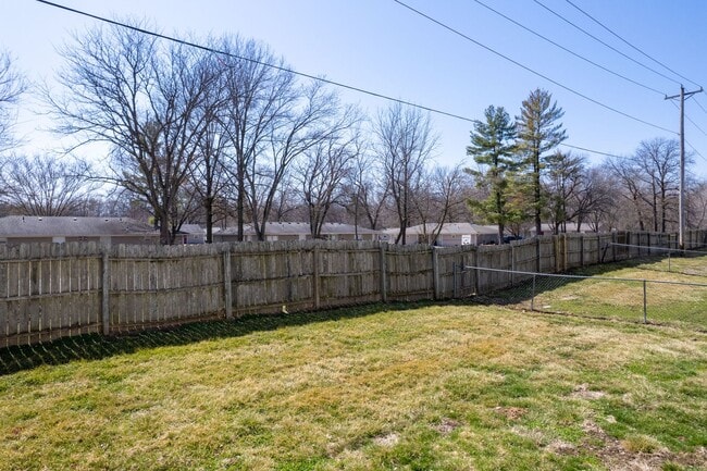 Building Photo - 4306-4308 Cheryl Ct.