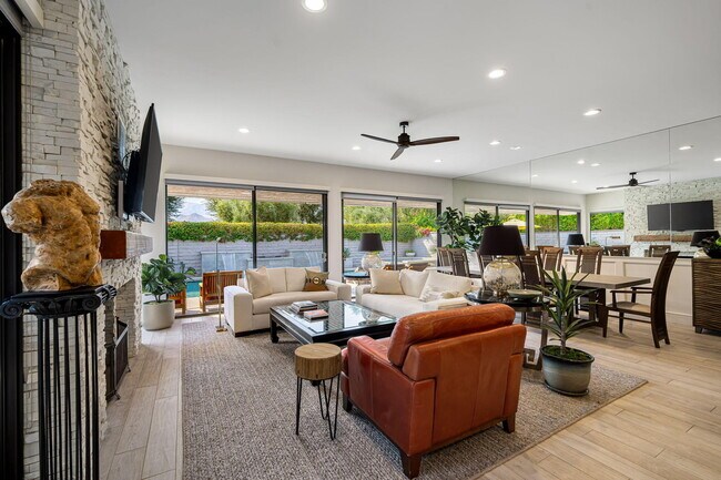 Foto del edificio - 76 Princeton Dr