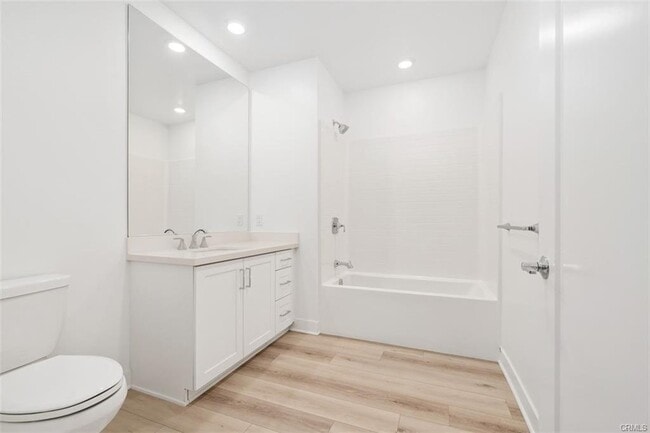 Building Photo - 4505 Rivington, Irvine, CA 92612 - 3 BR 3 ...