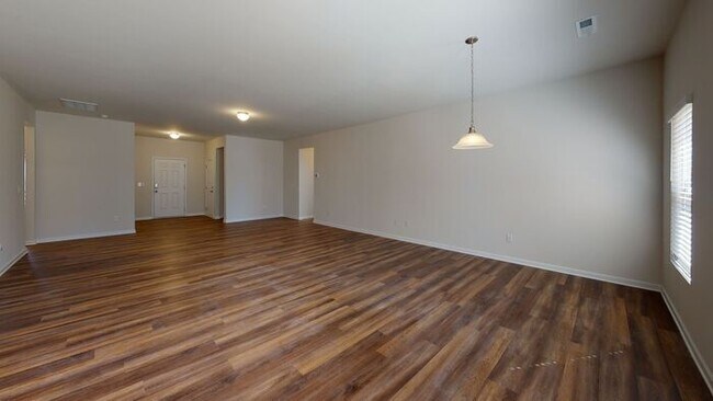 Foto del edificio - ONE MONTH FREE RENT!! New home in Albemarl...